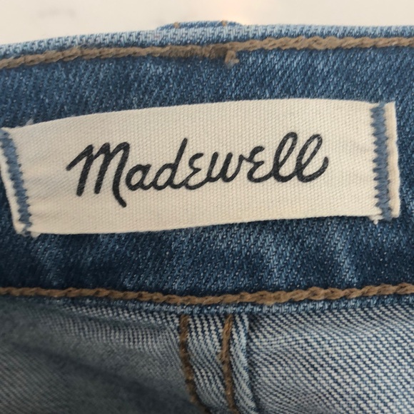 🔥SOLD🔥Madewell High-Rise denim Jean Shorts button front - Picture 6 of 8